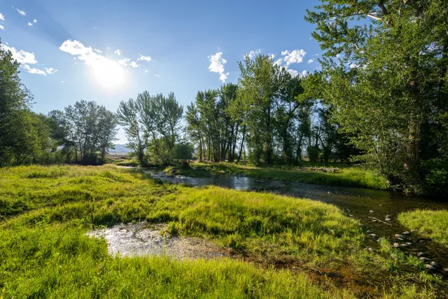 $1,400,000 | 400 Lagoon Lane, Challis, ID 83226