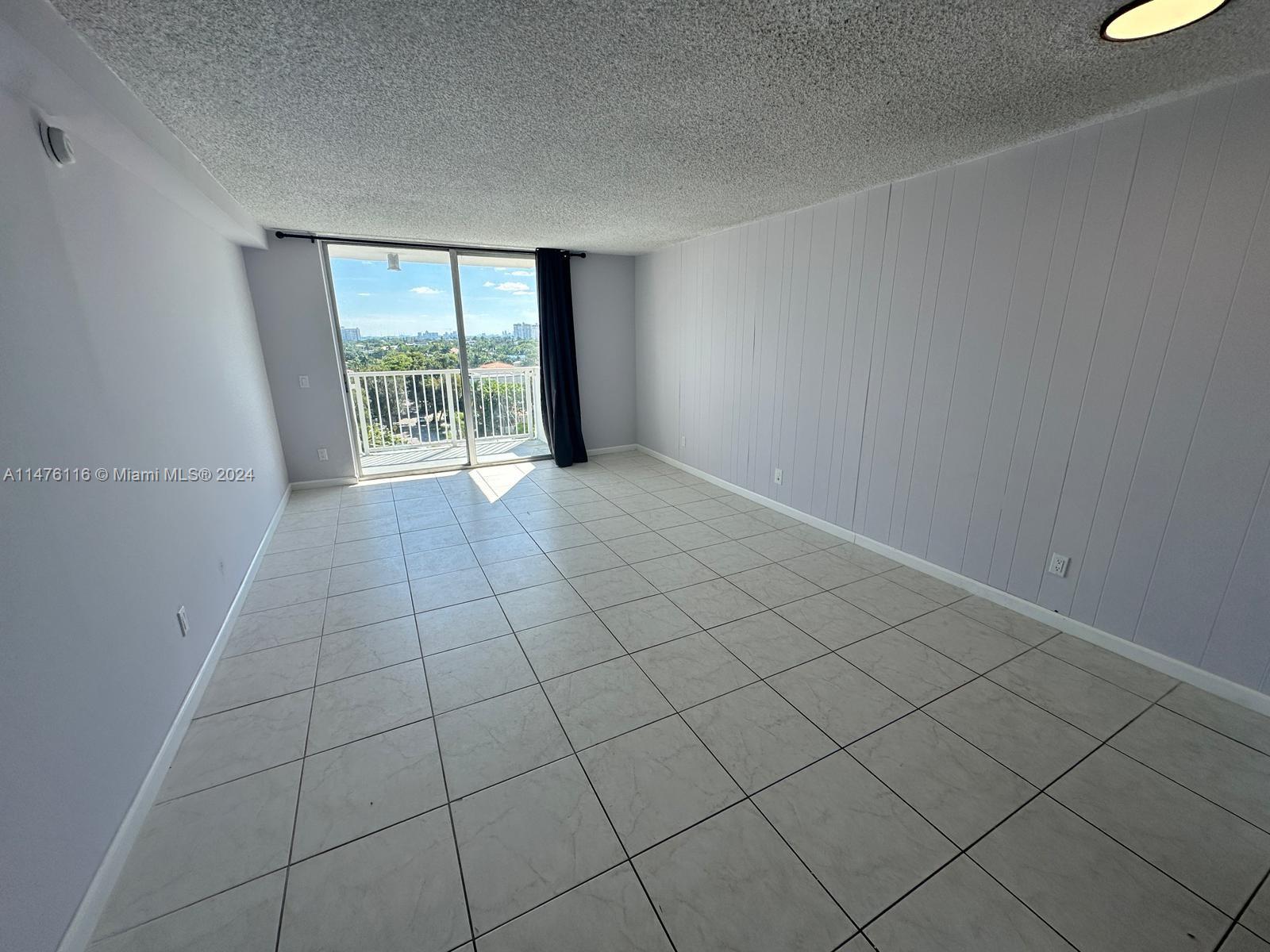 2020 Northeast 135th St Unit 808  