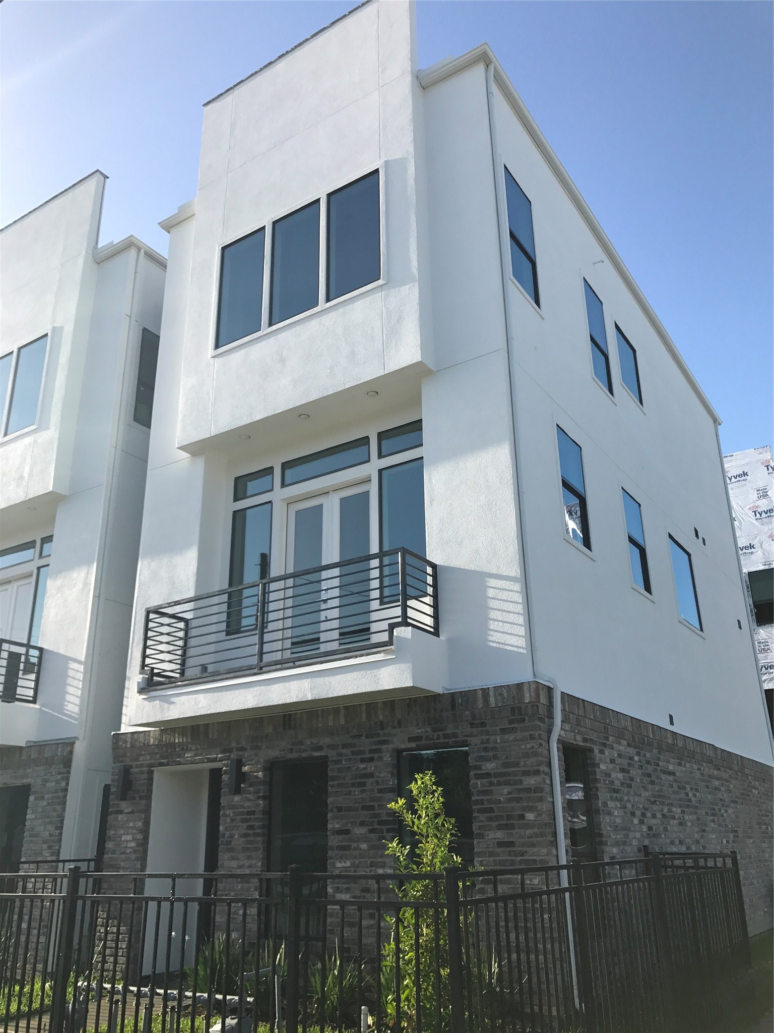 5703 Larkin Street, Unit A Houston, TX 77007 - Photo 1 of 39