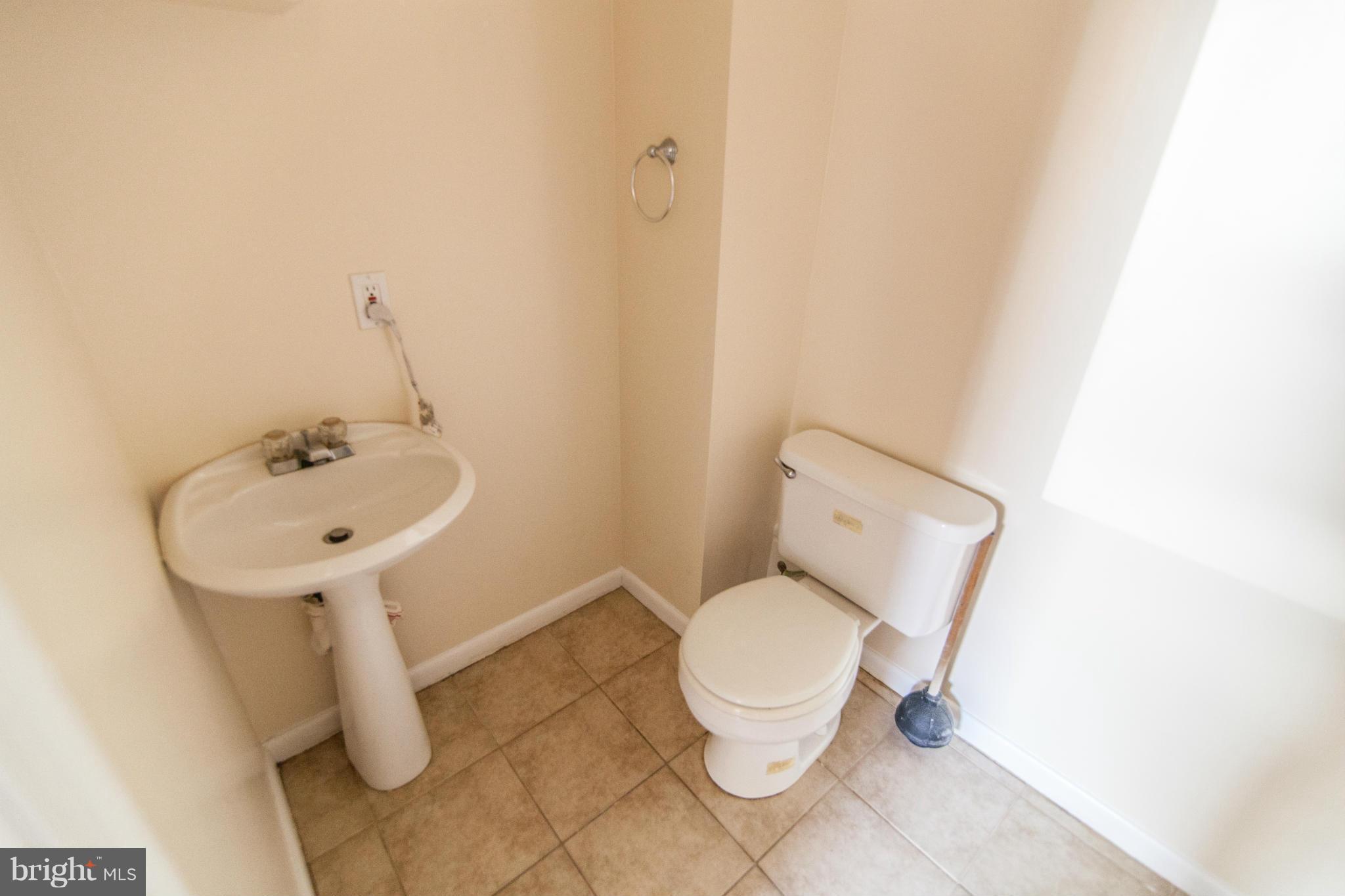 4304 Havelock Road Lanham, MD 20706 - Photo 13 of 23 Bath