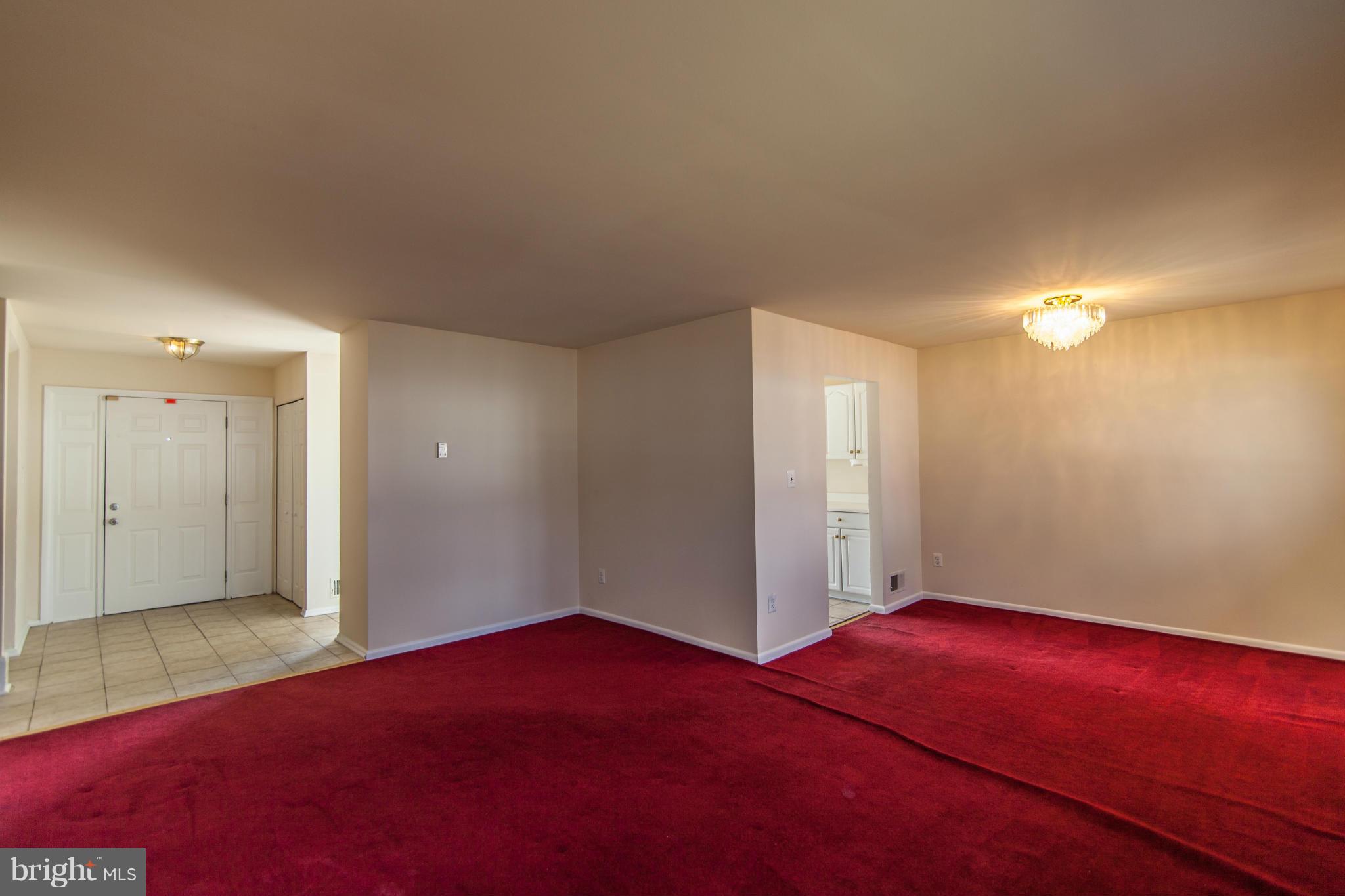 4304 Havelock Road Lanham, MD 20706 - Photo 9 of 23 Living Room