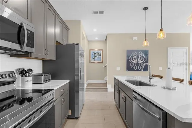 $3,200 | 788 Driving Range Court, Reunion, FL 34747