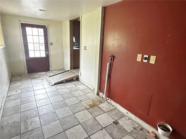 $80,000 | 305 Crusher Way, Derry, PA 15627