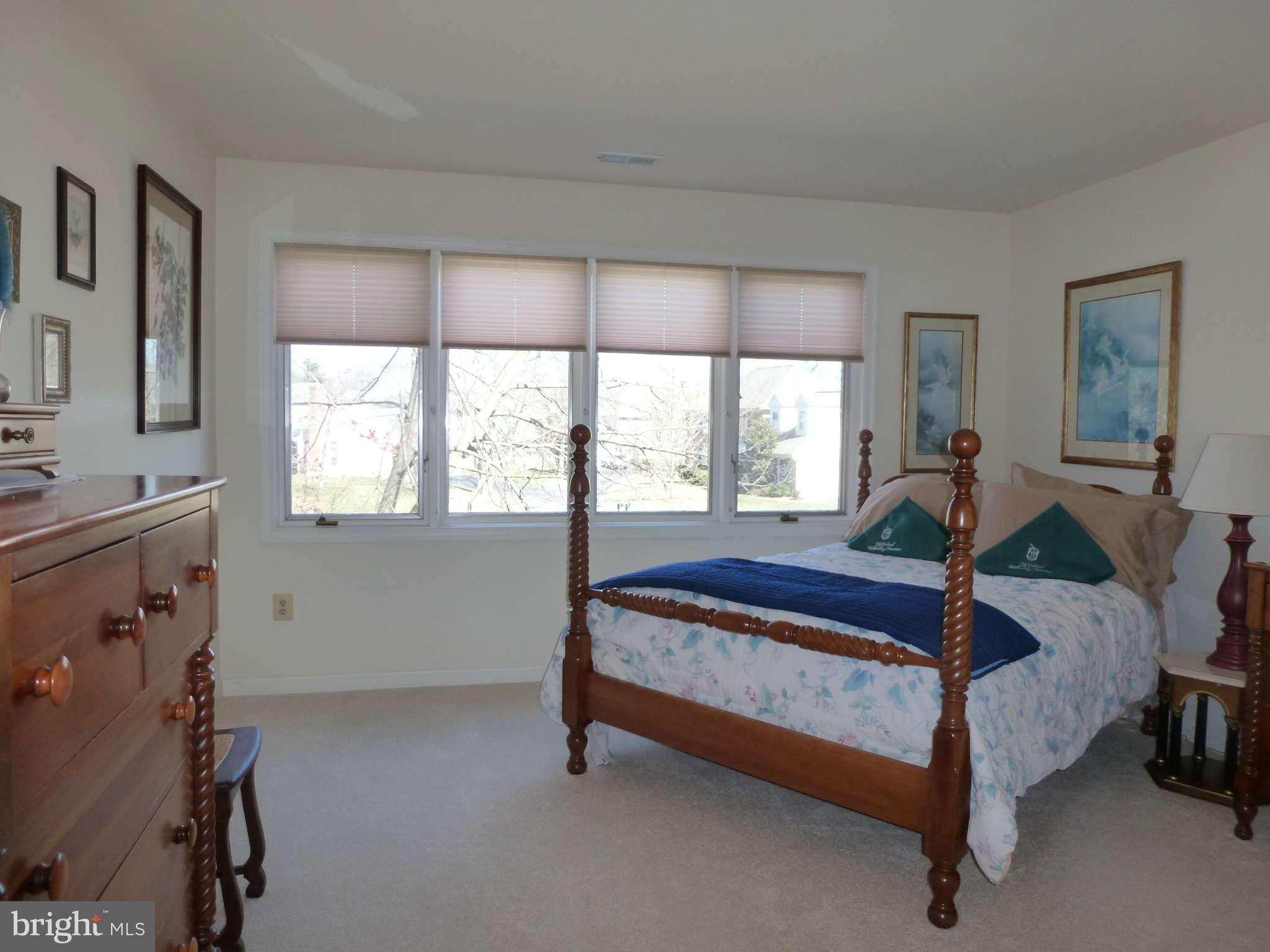 15 Rutledge Court Sterling, VA 20165 - Photo 17 of 23 Bedroom