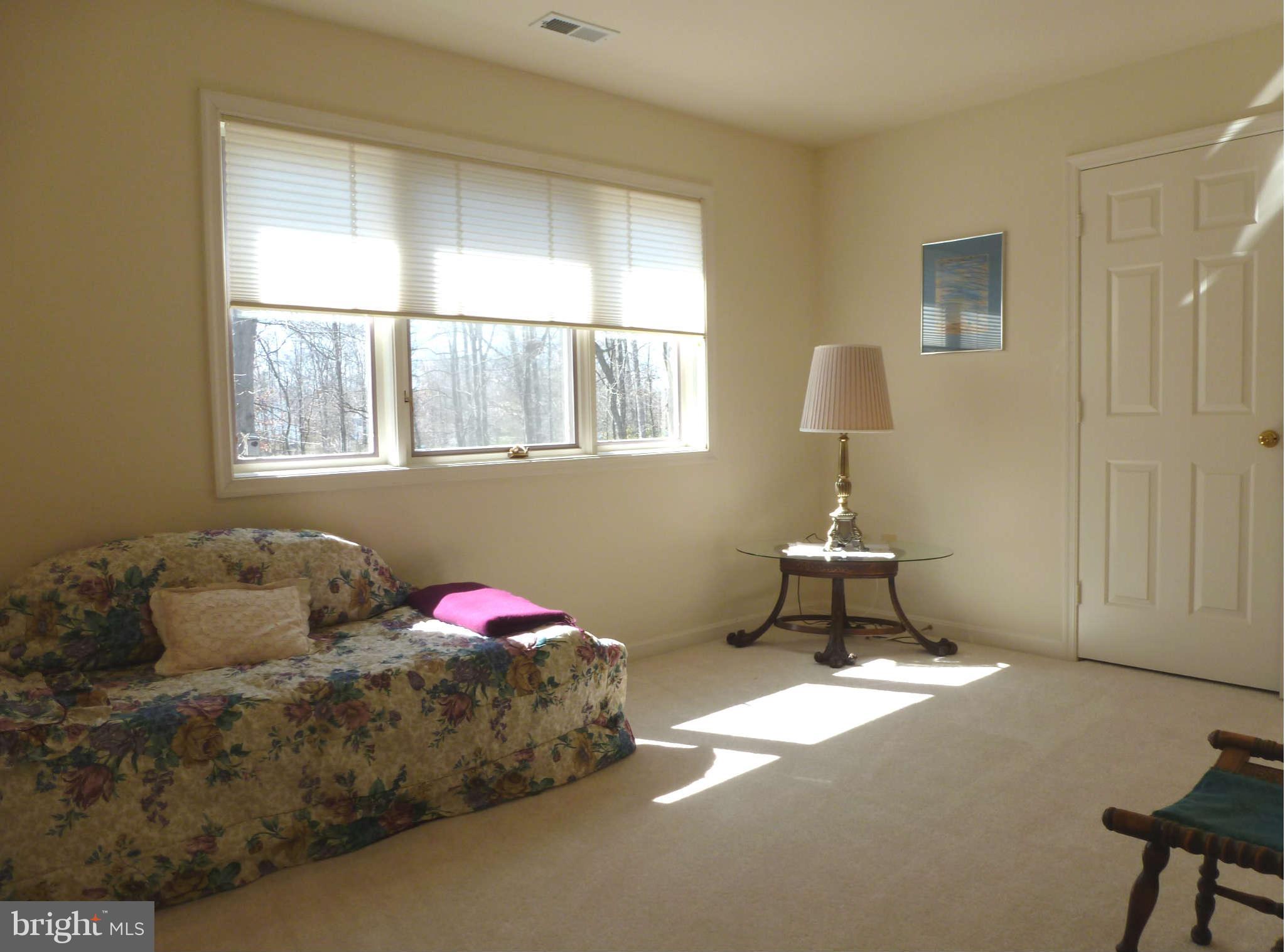 15 Rutledge Court Sterling, VA 20165 - Photo 21 of 23 Bedroom
