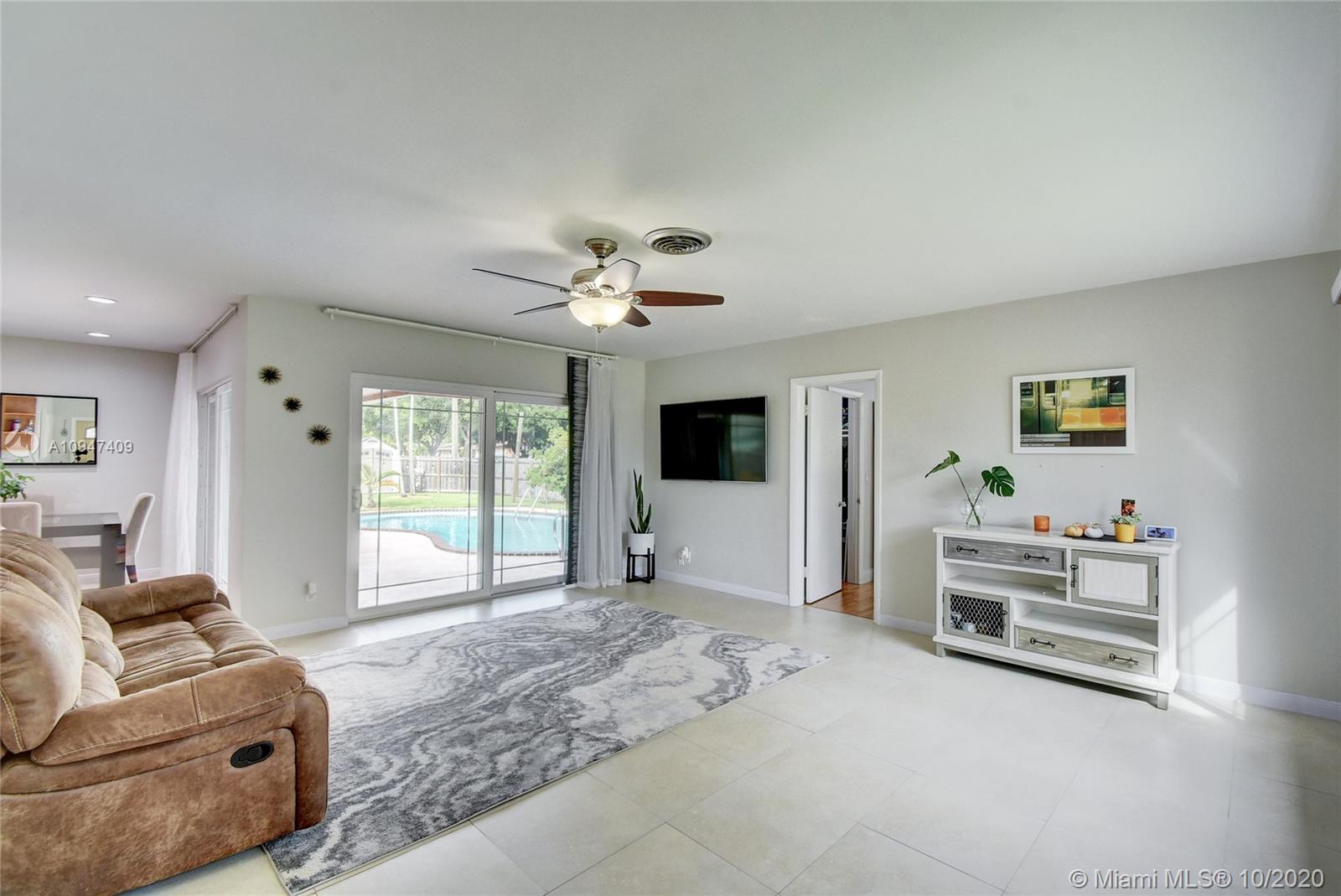 3501 West Park Road Hollywood, FL 33021 - Photo 6 of 31