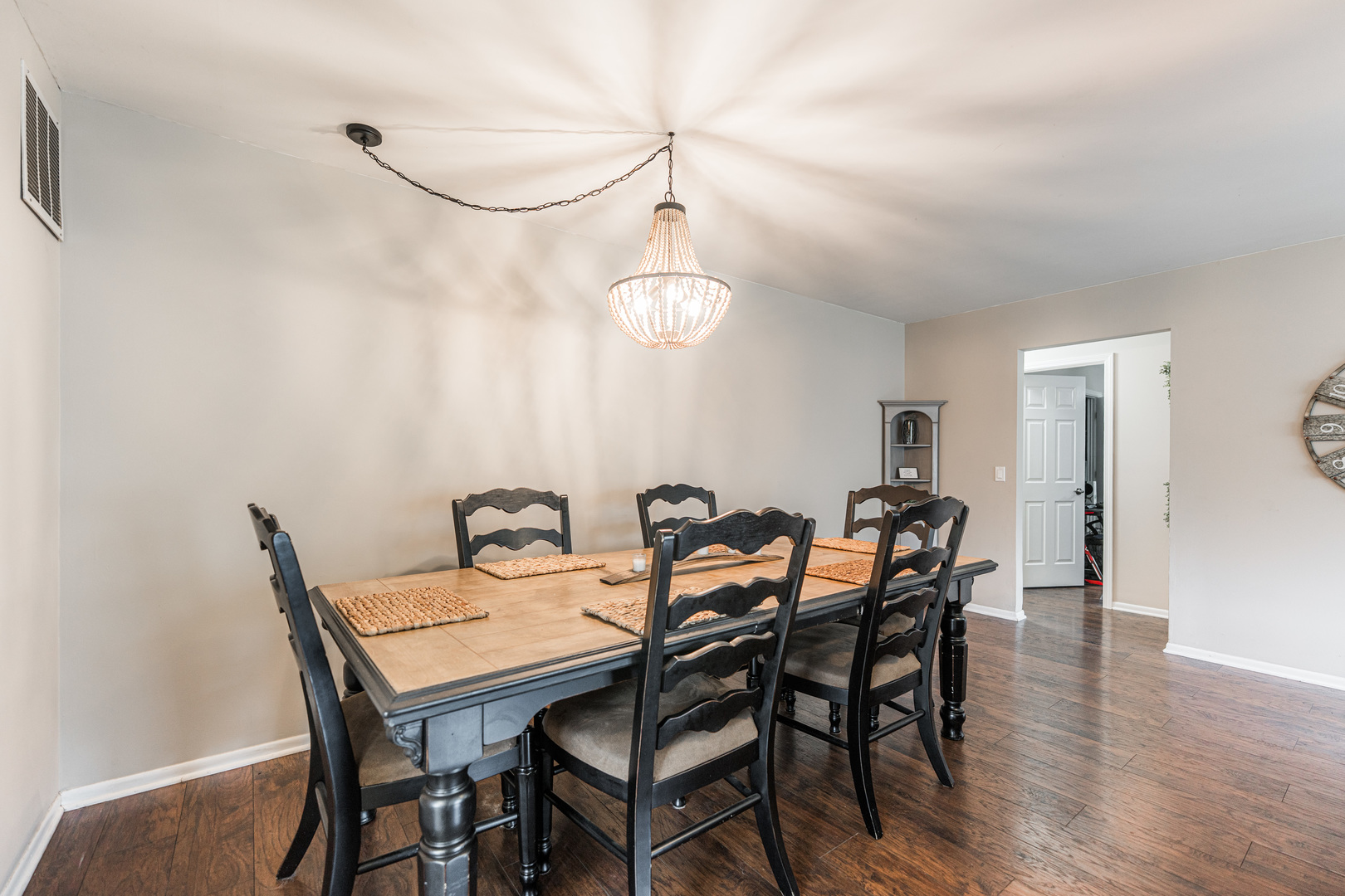 30 Beau Meade Road Oswego, IL 60543 - Photo 7 of 21 Gallery Image 7