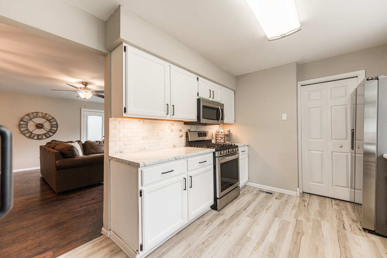30 Beau Meade Road Oswego, IL 60543 - Photo 10 of 21 Gallery Image 10