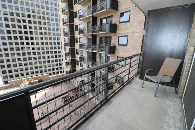 $142,500 | 66 9th Street East, Unit 1613, St. Paul, MN 55101