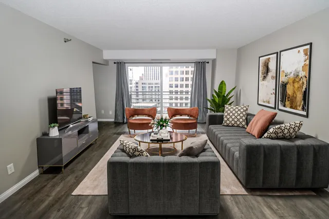 $142,500 | 66 9th Street East, Unit 1613, St. Paul, MN 55101