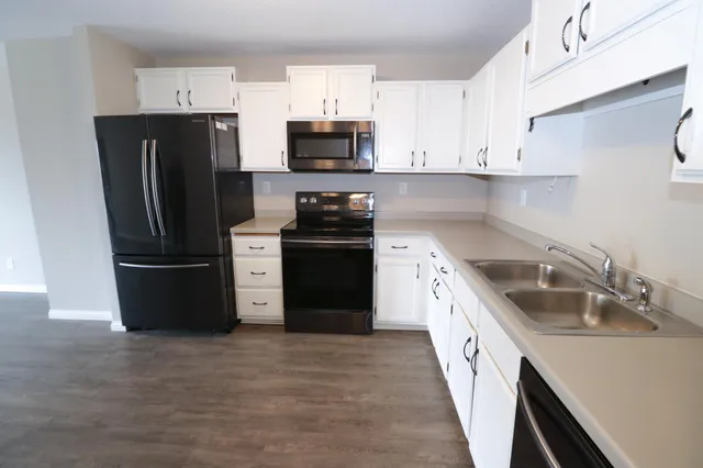 $142,500 | 66 9th Street East, Unit 1613, St. Paul, MN 55101