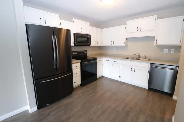 $142,500 | 66 9th Street East, Unit 1613, St. Paul, MN 55101