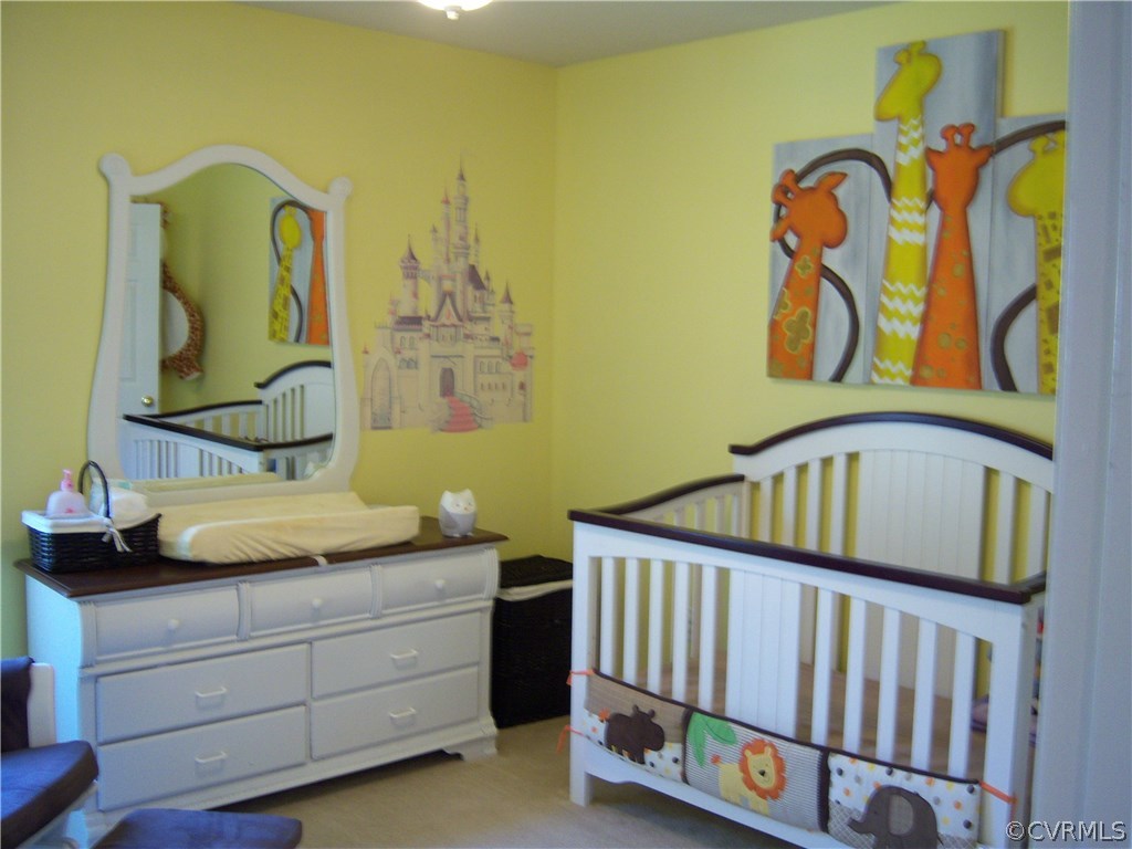 2115 Pemberton Road Henrico, VA 23238 - Photo 18 of 33 a bathroom with a sink and a mirror