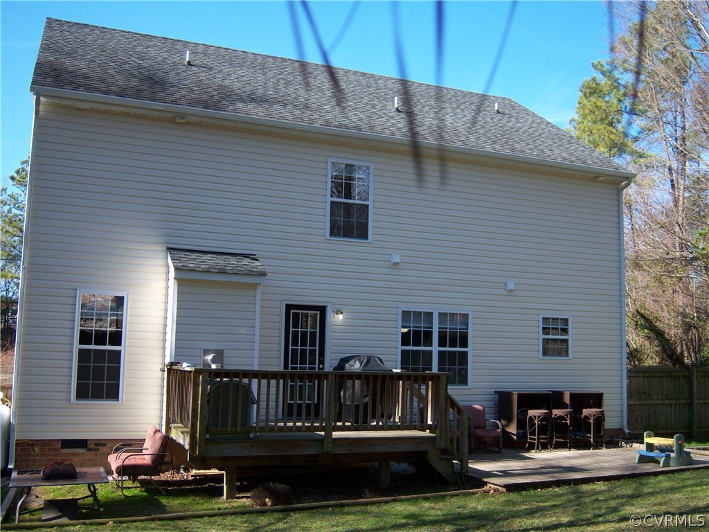 2115 Pemberton Road Henrico, VA 23238 - Photo 33 of 33 a front view of a house with garden