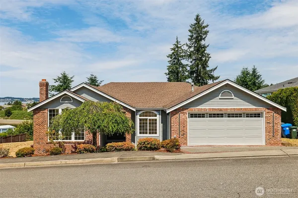 $1,375,000 | 2805 Chambers Bay Drive, Steilacoom, WA 98388