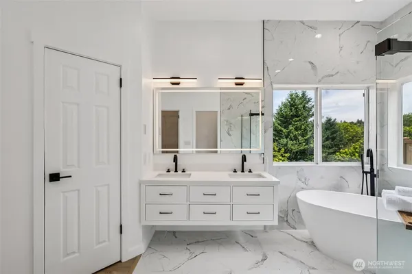 $1,375,000 | 2805 Chambers Bay Drive, Steilacoom, WA 98388