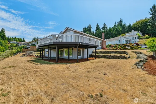 $1,375,000 | 2805 Chambers Bay Drive, Steilacoom, WA 98388