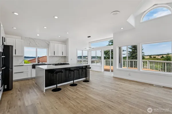 $1,375,000 | 2805 Chambers Bay Drive, Steilacoom, WA 98388