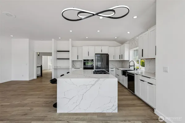 $1,375,000 | 2805 Chambers Bay Drive, Steilacoom, WA 98388