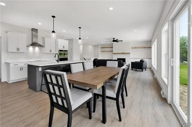 $595,000 | 84 Stoney Pond Way, Lysander, NY 13027