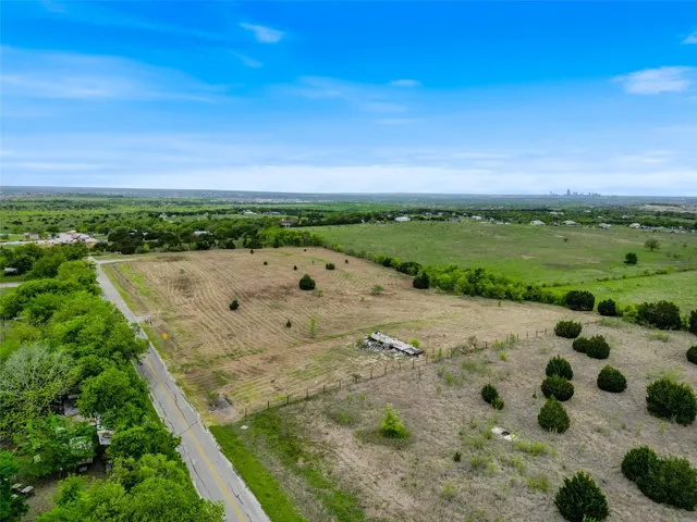a view of outdoor space with mountain view