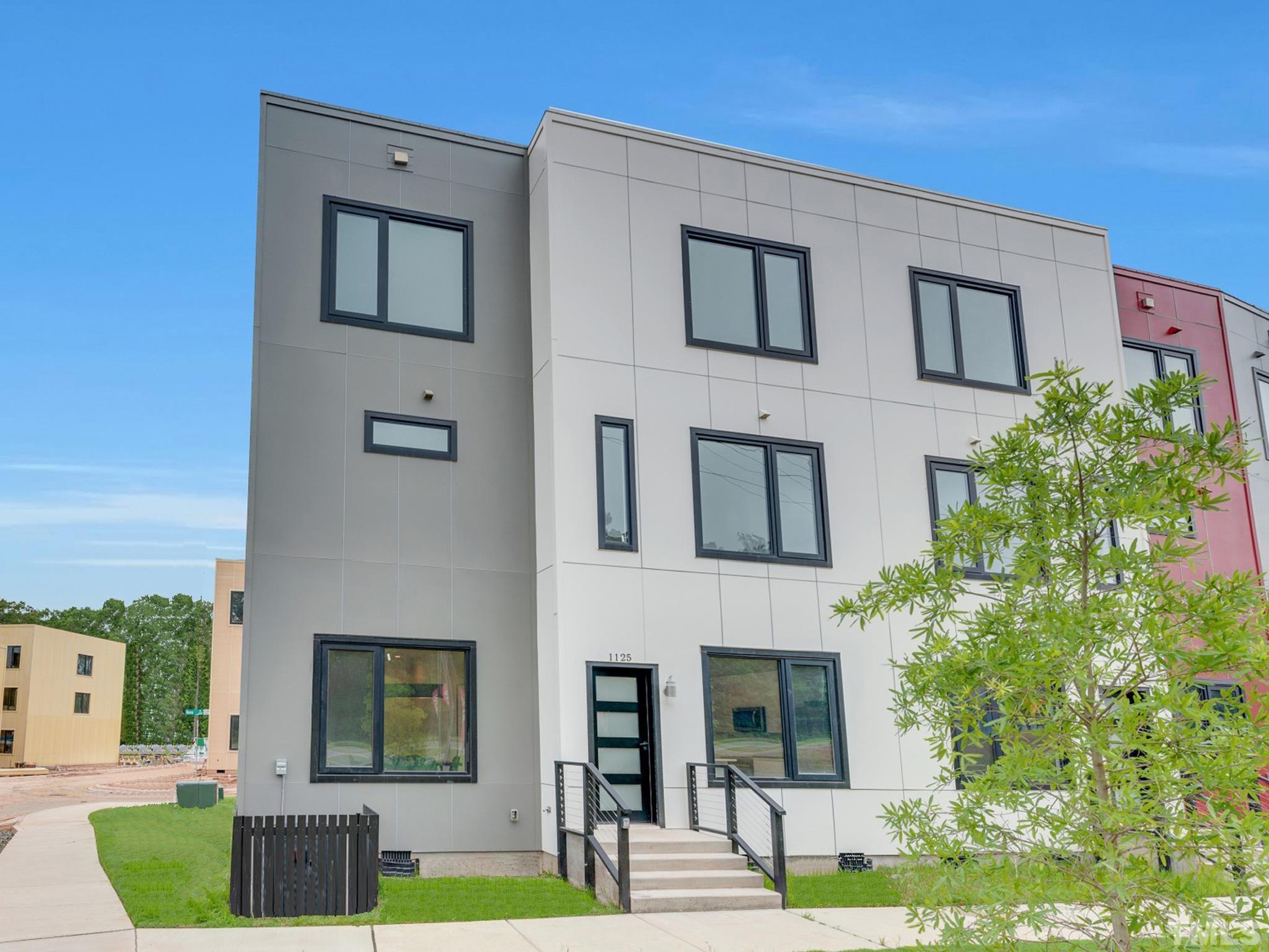 1115 Nova Street Durham, NC 27713 - Photo 2 of 56