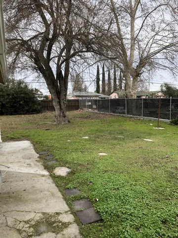 $2,300 | 617 Granger Avenue, Sacramento, CA 95838