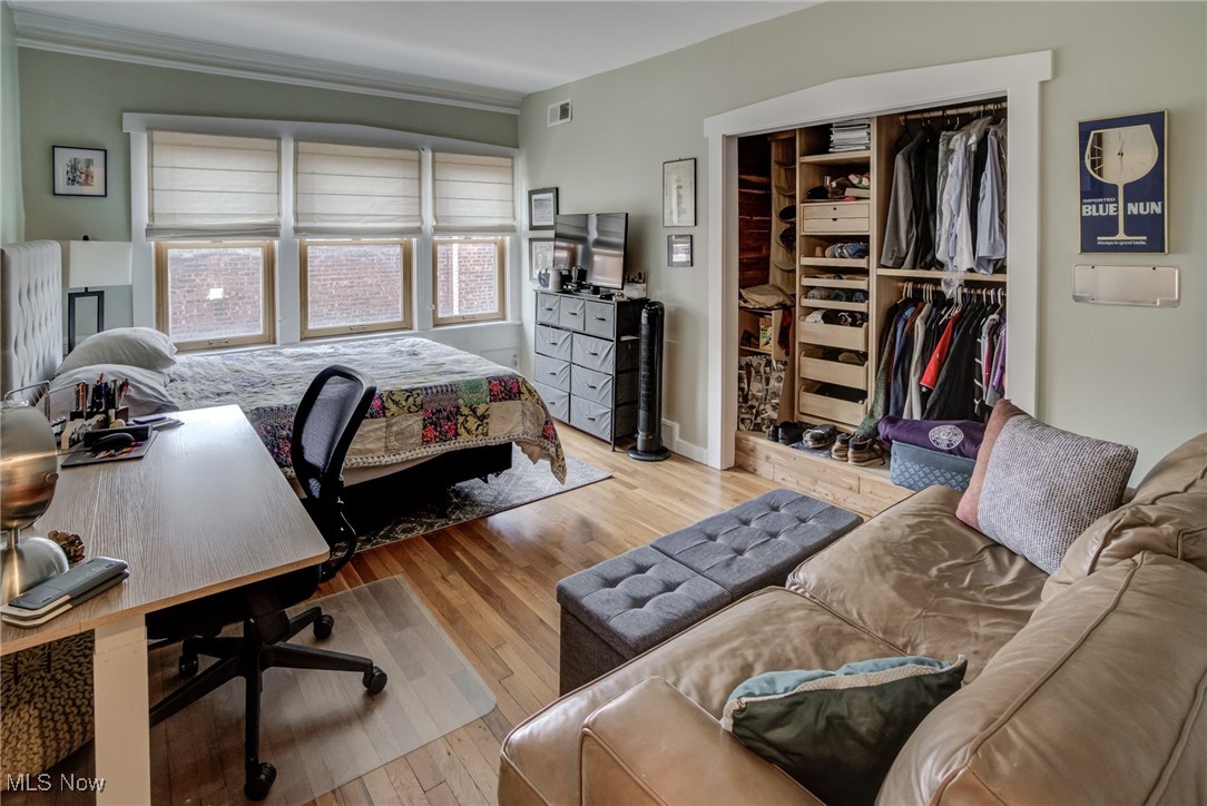 2472 Overlook Road, Unit 5 Cleveland, OH 44106 - Photo 21 of 25