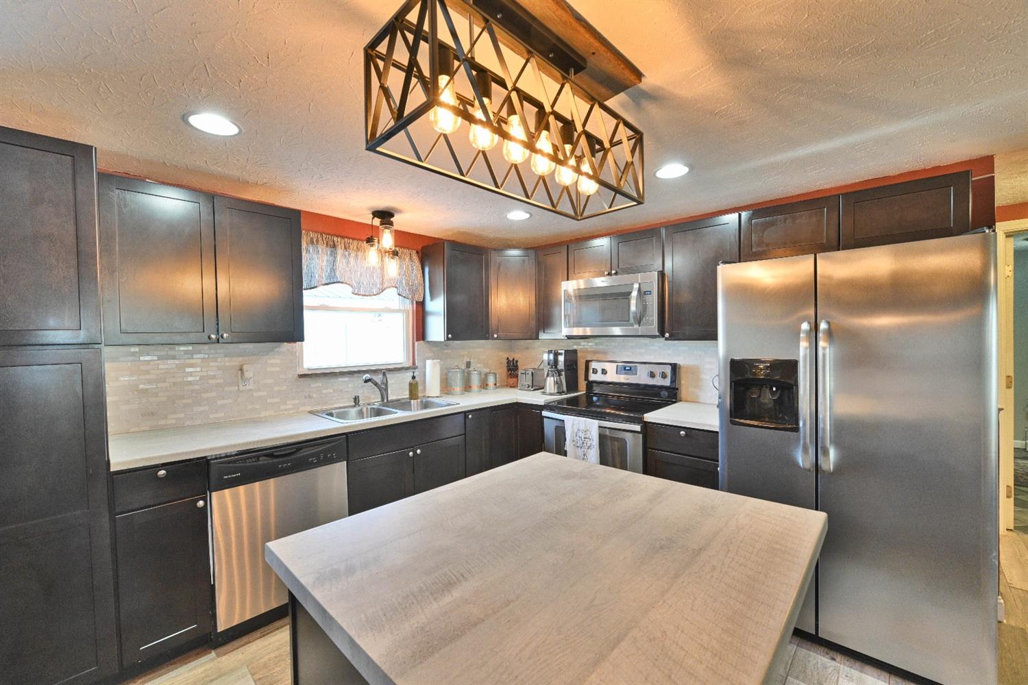 8390 State Rte 101 Sunman, IN 47041 - Photo 6 of 26