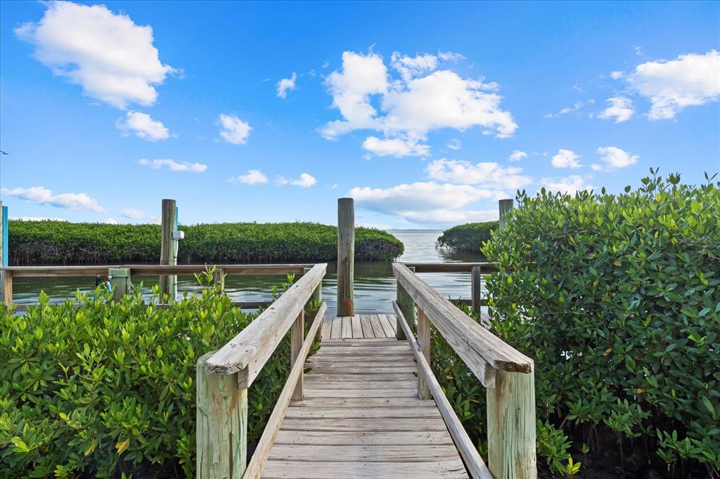 2254 Harbour Ct Drive Longboat Key, FL 34228 - Photo 7 of 57