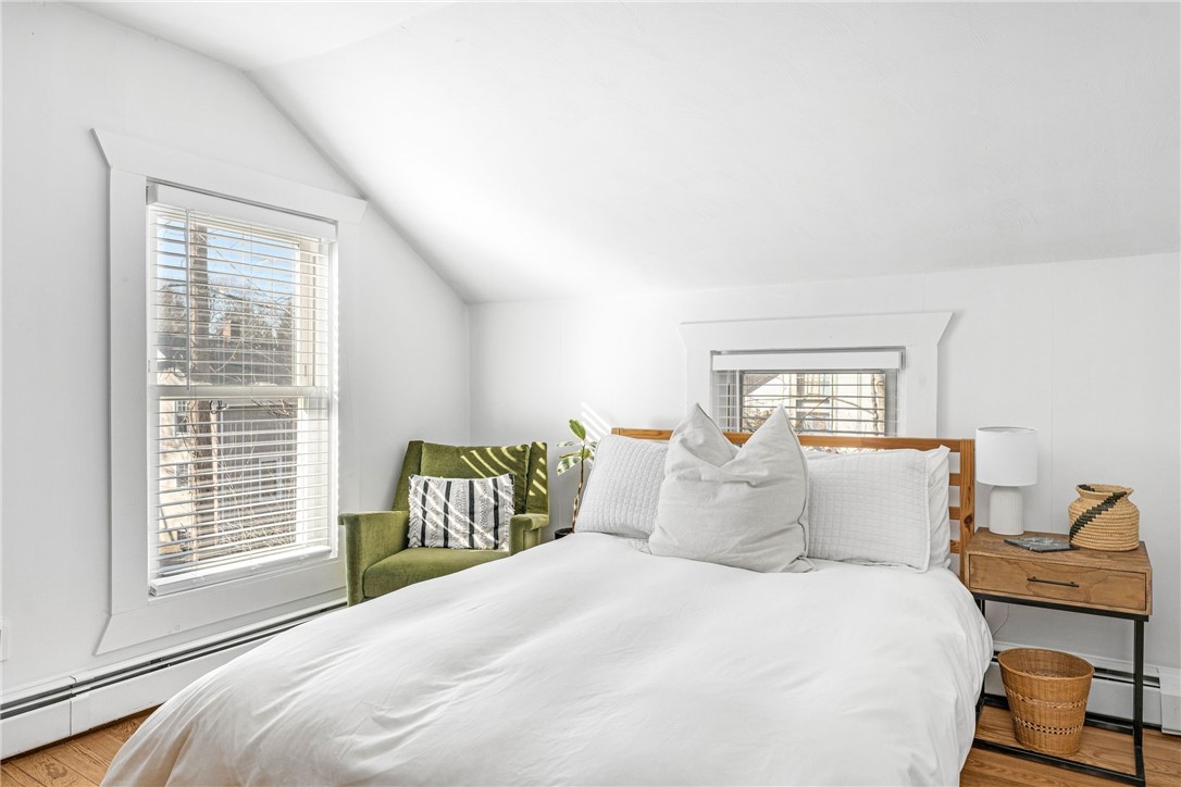 34 Read Avenue Barrington, RI 02806 - Photo 12 of 25