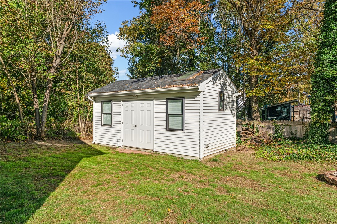 34 Read Avenue Barrington, RI 02806 - Photo 23 of 25