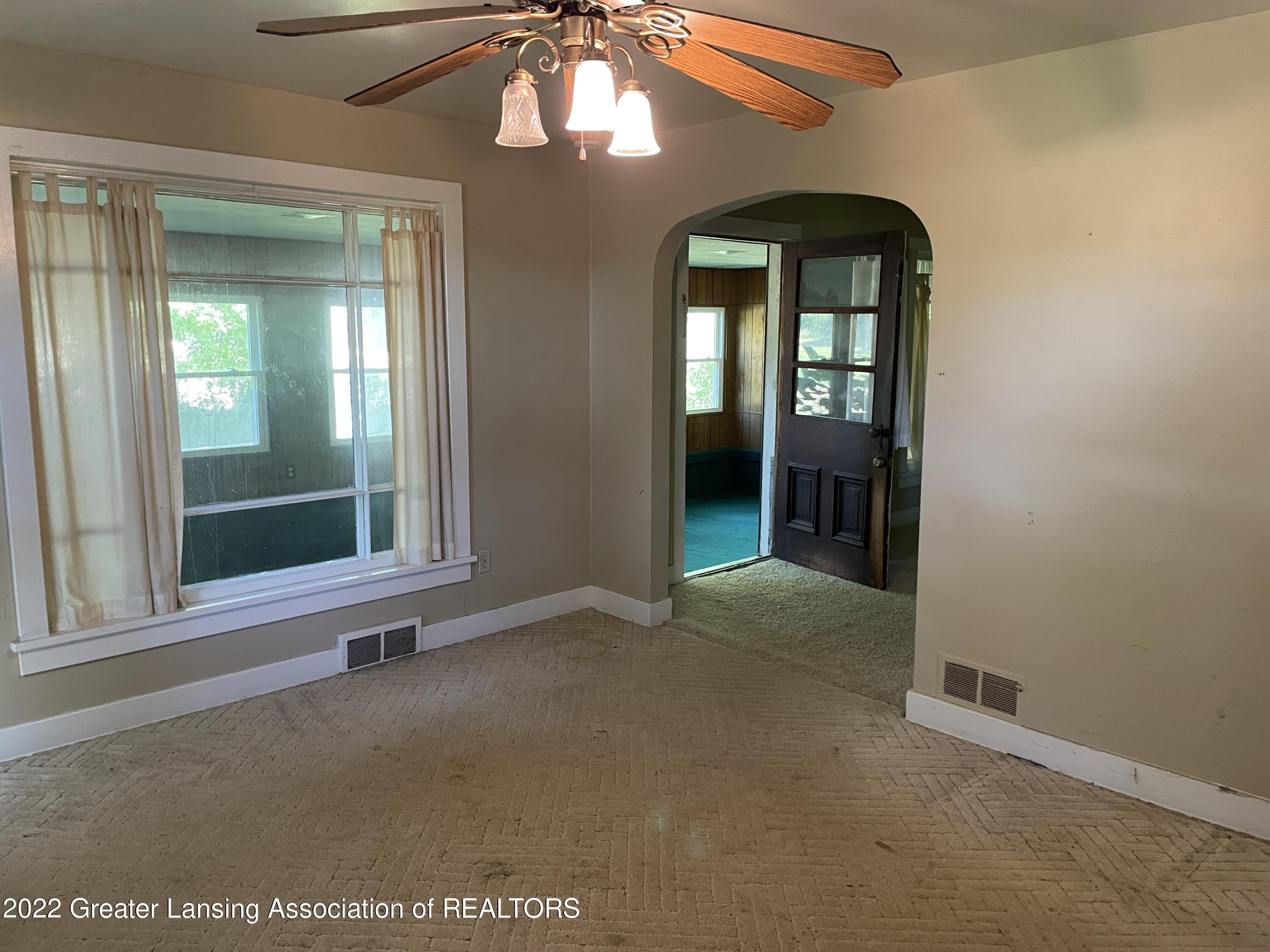 15285 Grove Road Dewitt, MI 48820 - Photo 5 of 16 IMG_1309