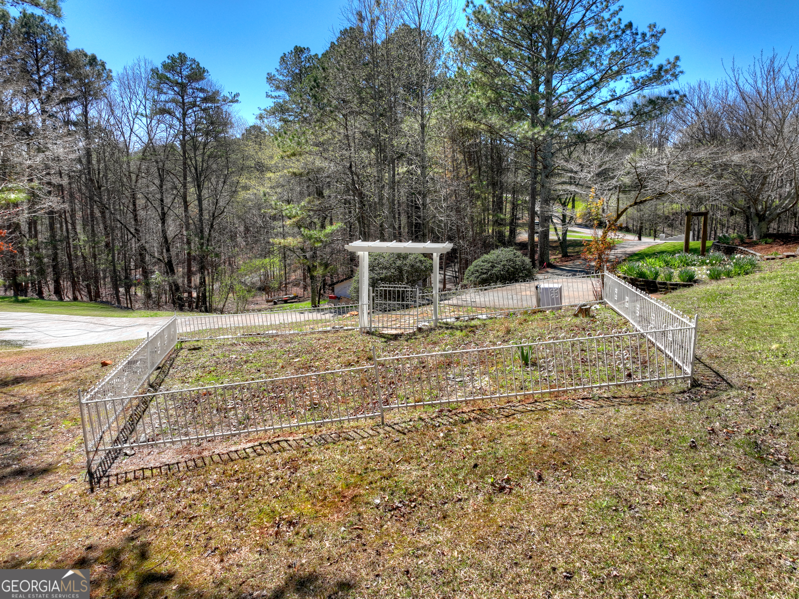 229 Crossroads Church Road Ellijay, GA 30540 - Photo 7 of 83