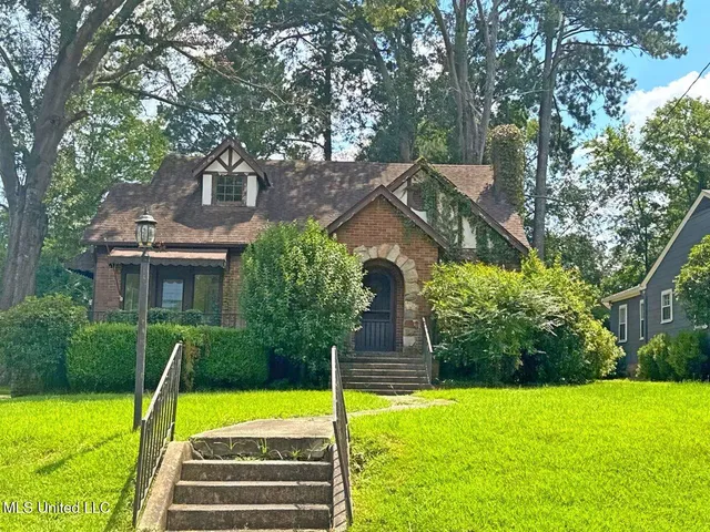 $210,000 | 627 Mohawk Avenue, Jackson, MS 39216