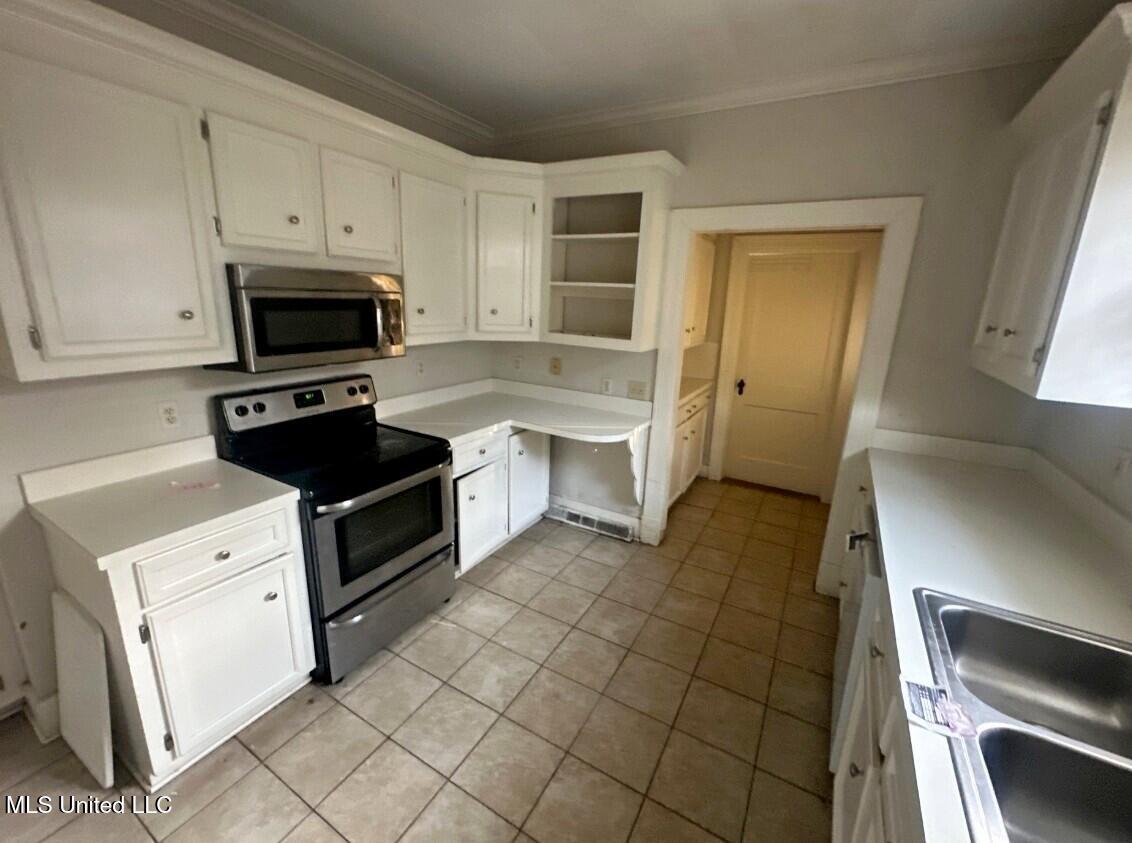 627 Mohawk Avenue Jackson, MS 39216 - Photo 3 of 12 11