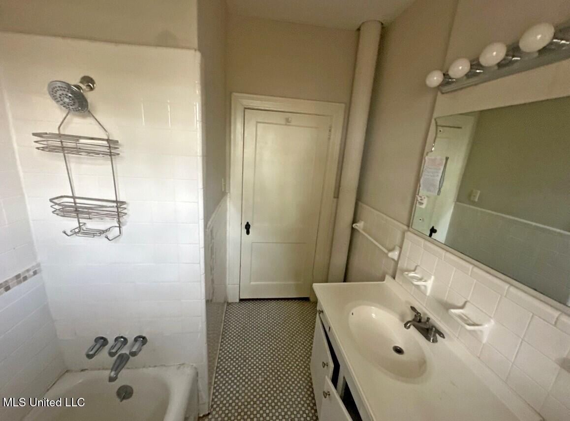 627 Mohawk Avenue Jackson, MS 39216 - Photo 10 of 12 17