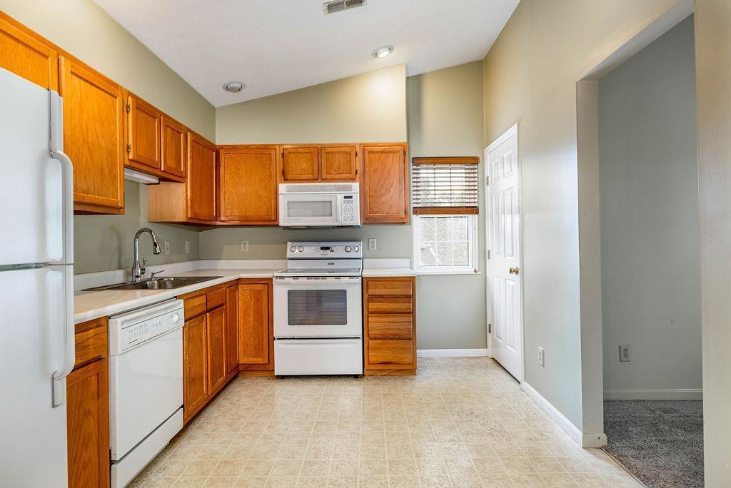 3681 West Galbraith Road, Unit 27 Cincinnati, OH 45247 - Photo 21 of 39 Gallery Image 21