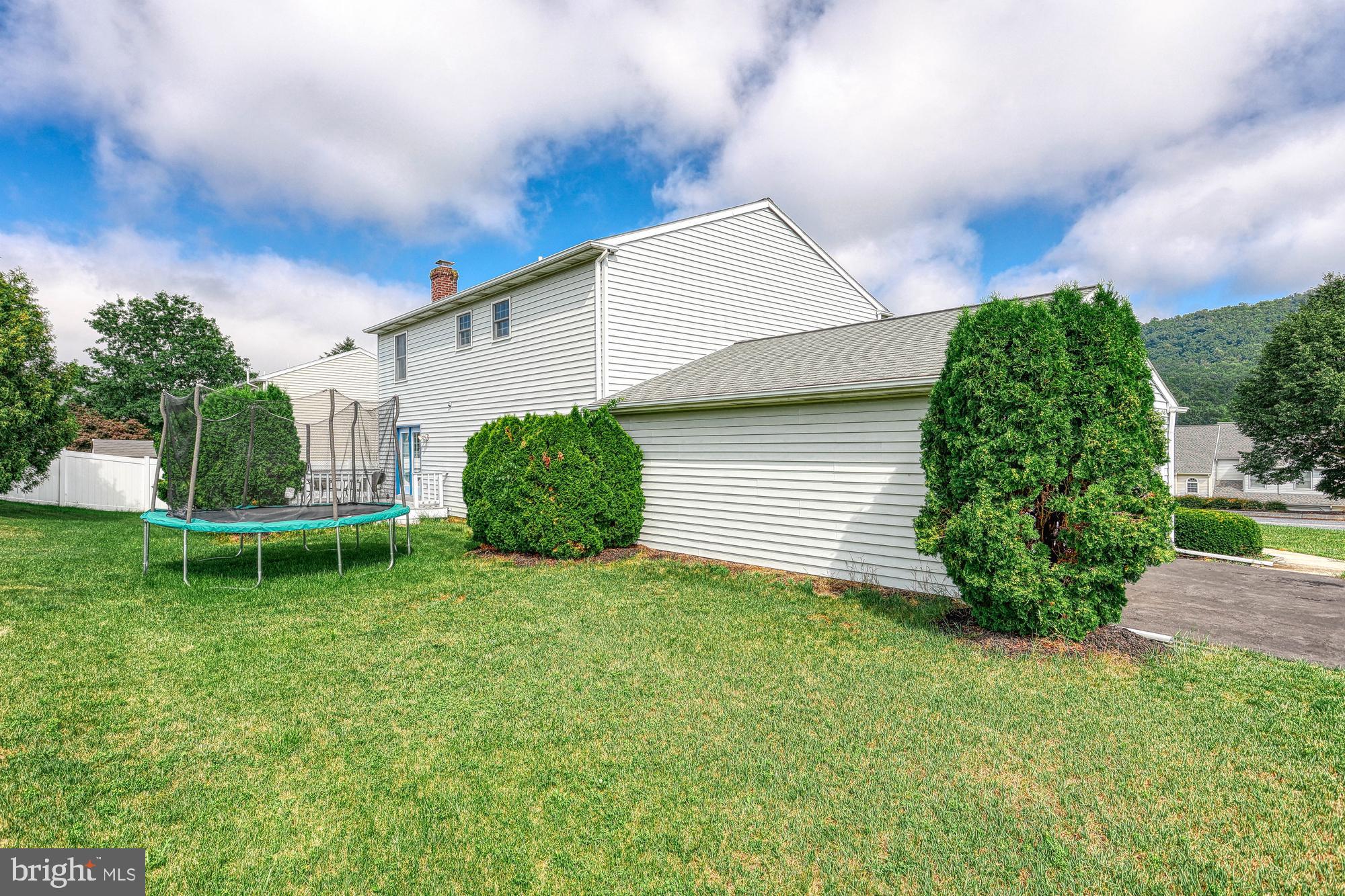 1961 Deer Path Road Harrisburg, PA 17110 - Photo 10 of 49 Gallery Image 10