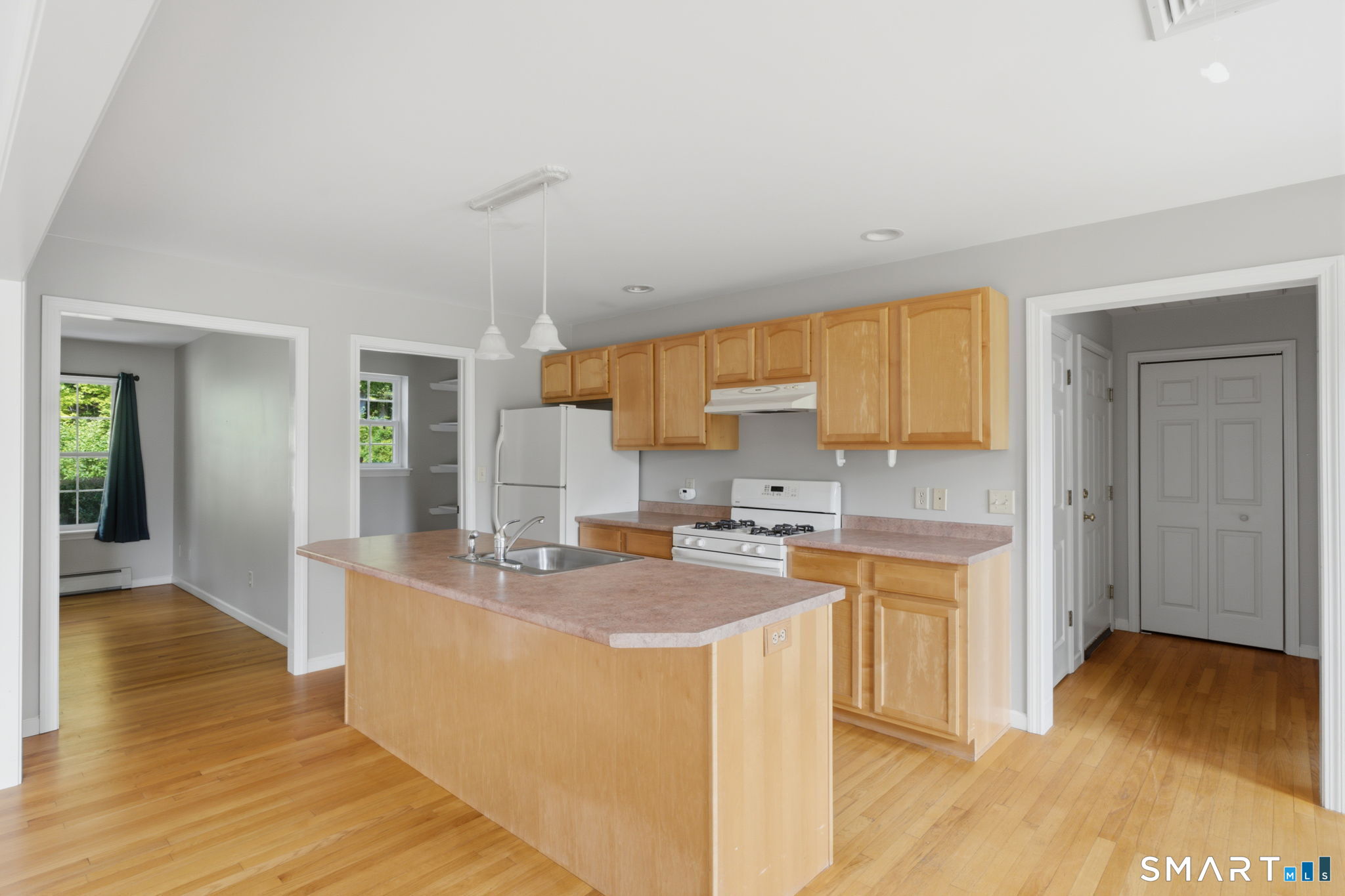 50 Hoskins Road Bloomfield, CT 06002 - Photo 17 of 39