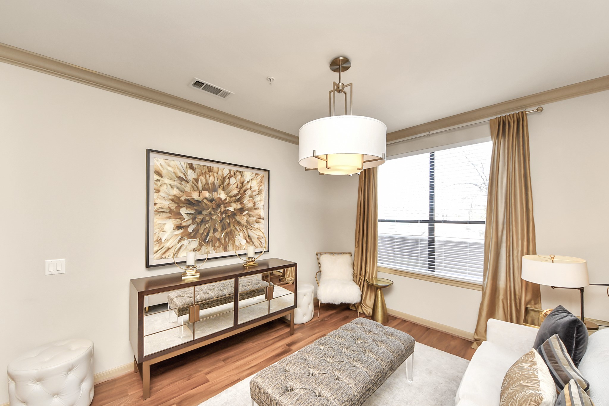 6363 San Felipe Street, Unit 314 Houston, TX 77057 - Photo 14 of 43 a view of a livingroom with furniture and a window