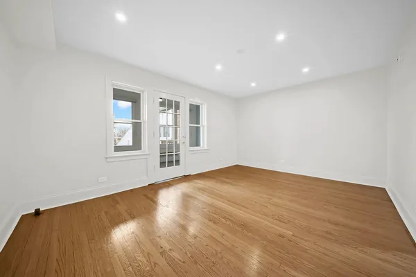 $2,800 | 19 East 1st Street, Unit C, Hinsdale, IL 60521