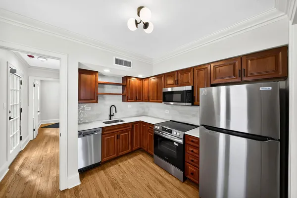 $2,800 | 19 East 1st Street, Unit C, Hinsdale, IL 60521