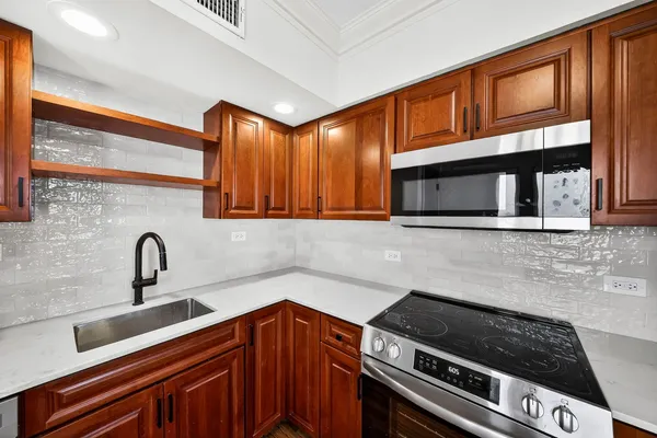 $2,800 | 19 East 1st Street, Unit C, Hinsdale, IL 60521