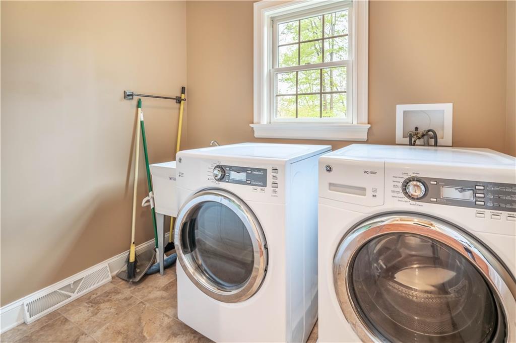 481 Coleman Road McDonald, PA 15057 - Photo 9 of 17 Gallery Image 9