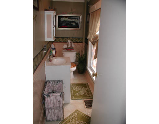 14 Brookline Street Townsend, MA 01469 - Photo 21 of 30 Gallery Image 21