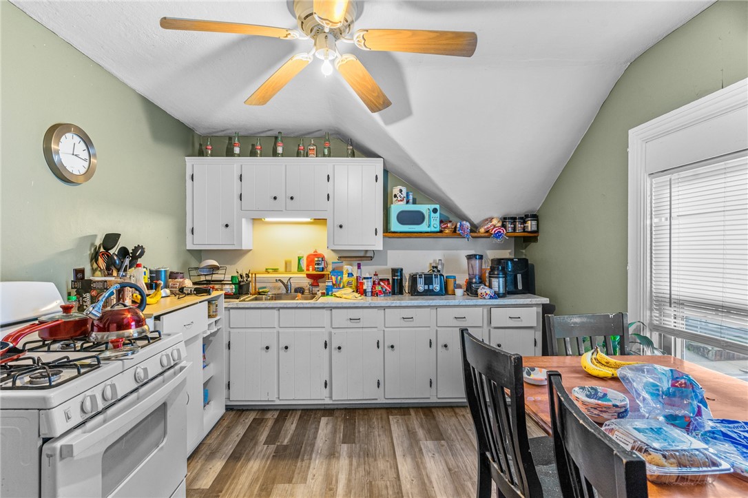 169 Park Avenue Woonsocket, RI 02895 - Photo 24 of 50