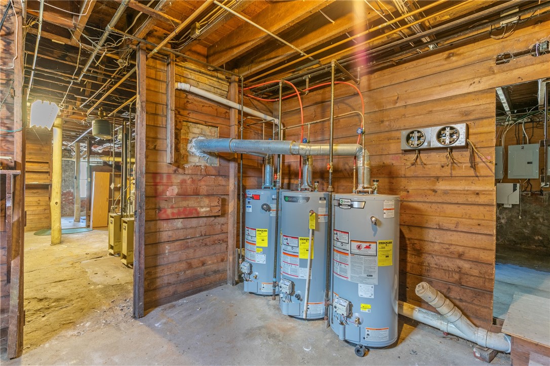 169 Park Avenue Woonsocket, RI 02895 - Photo 47 of 50
