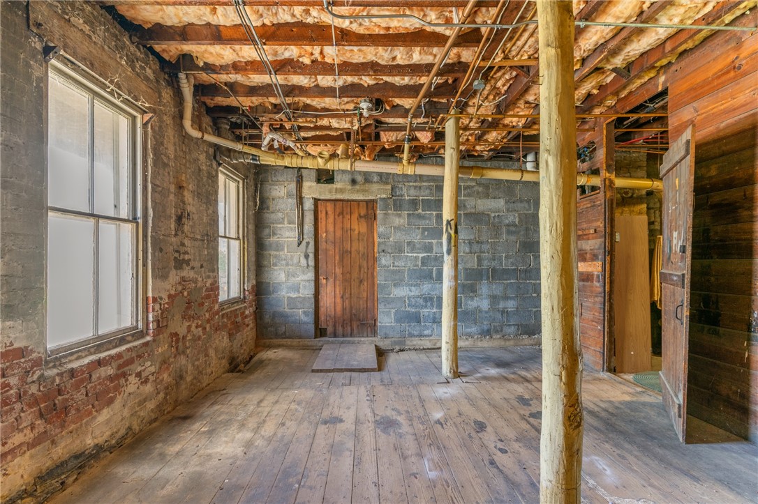 169 Park Avenue Woonsocket, RI 02895 - Photo 48 of 50