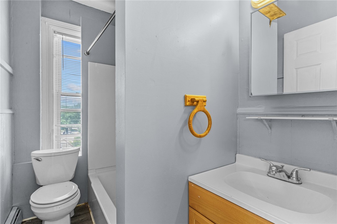 169 Park Avenue Woonsocket, RI 02895 - Photo 9 of 50